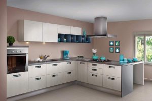 Simple Flushed Handle Peninsular Kitchen